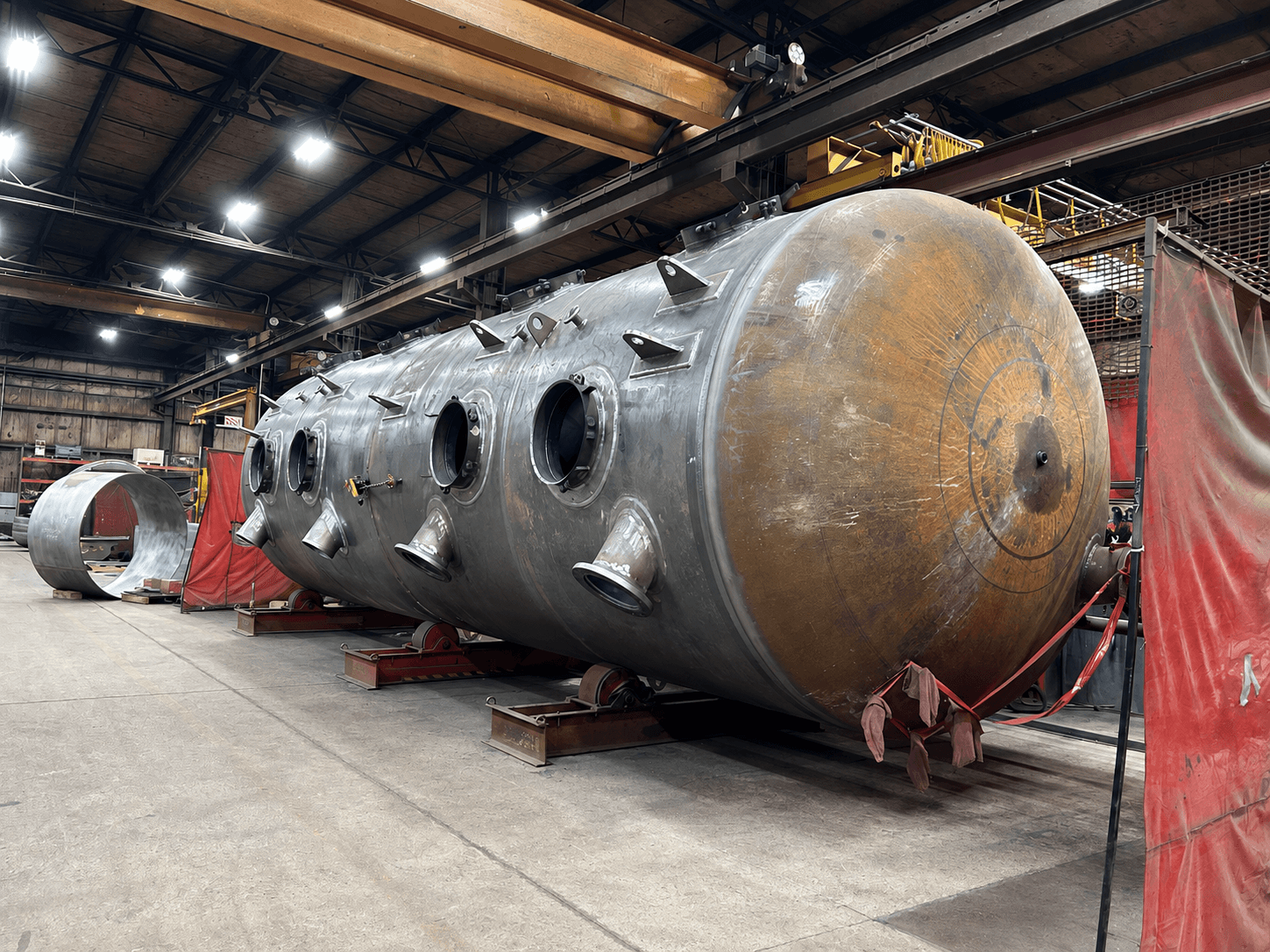 Custom pressure vessels, water surplus tank